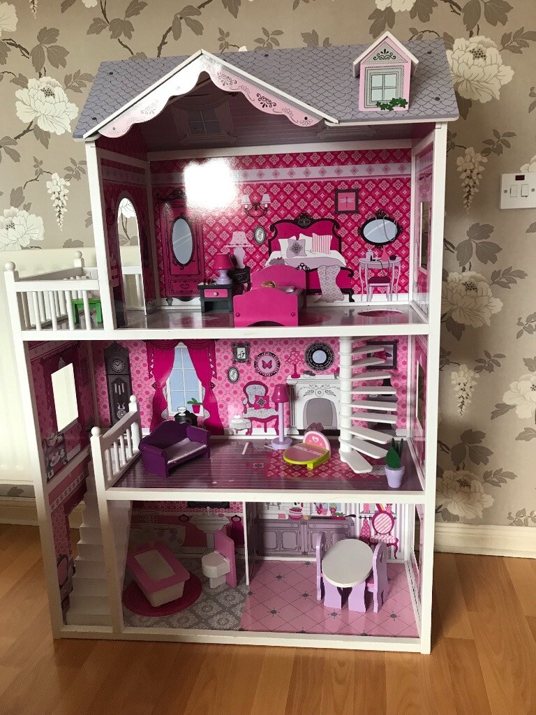 isabelle's dolls house accessories